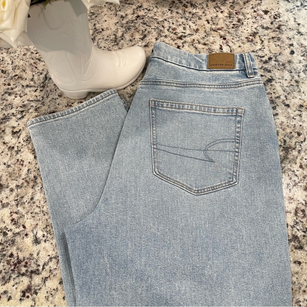 American Eagle Curvy MOM High Rise Jeans💓
